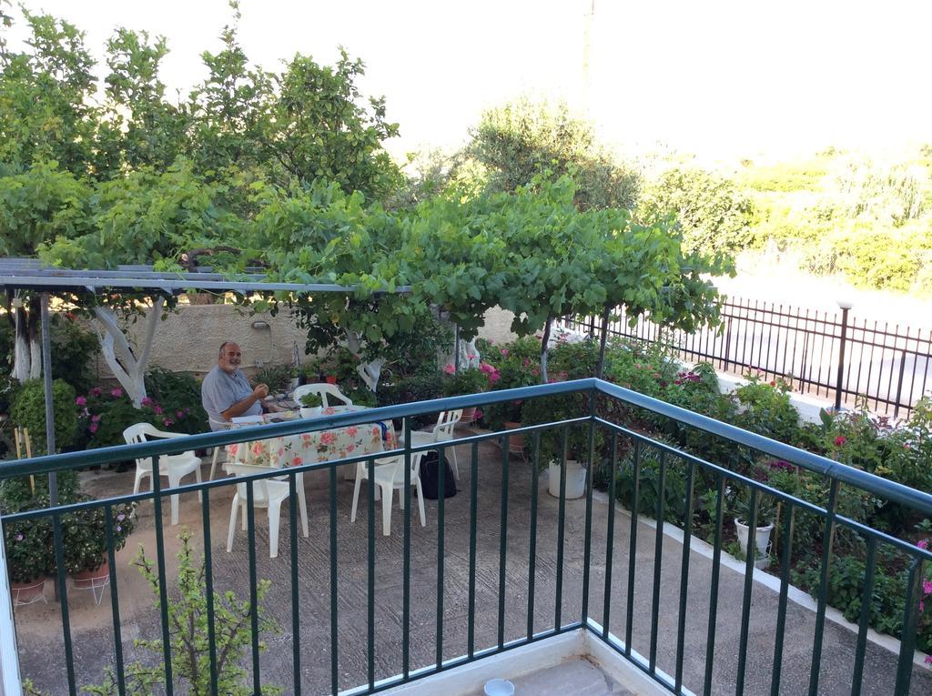 Apartments Rania Tolón 객실 사진